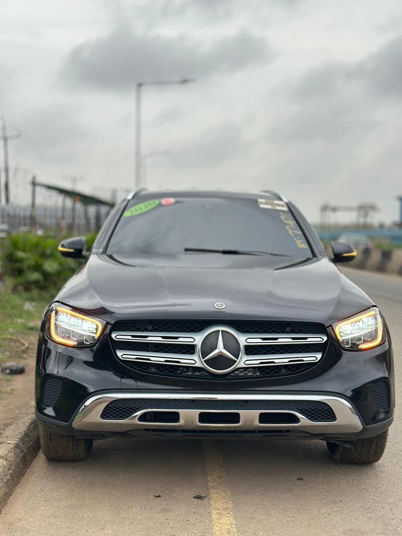 Mercedes-Benz GLC 300 2020