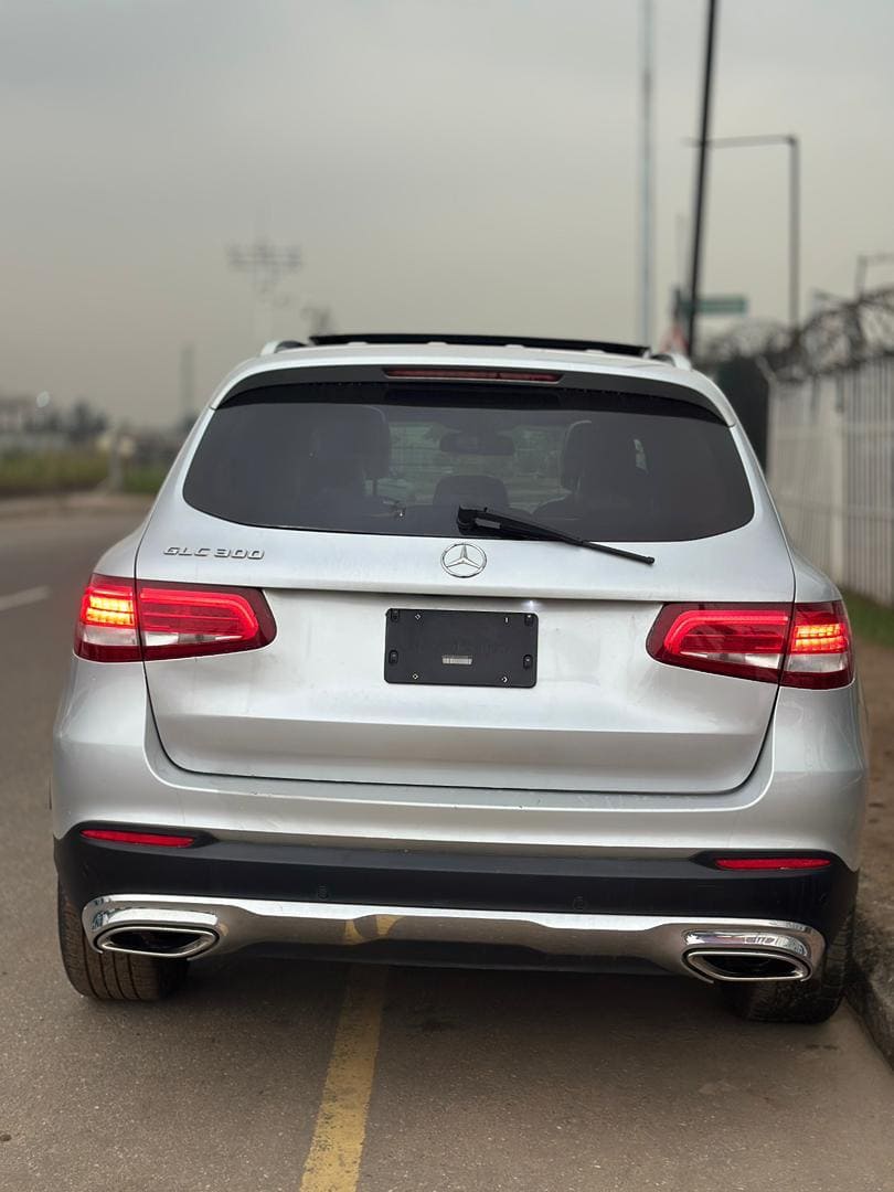 2018 Mercedes Benz GLC300