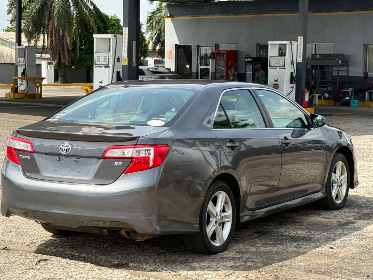 2014 Toyota Camry SE