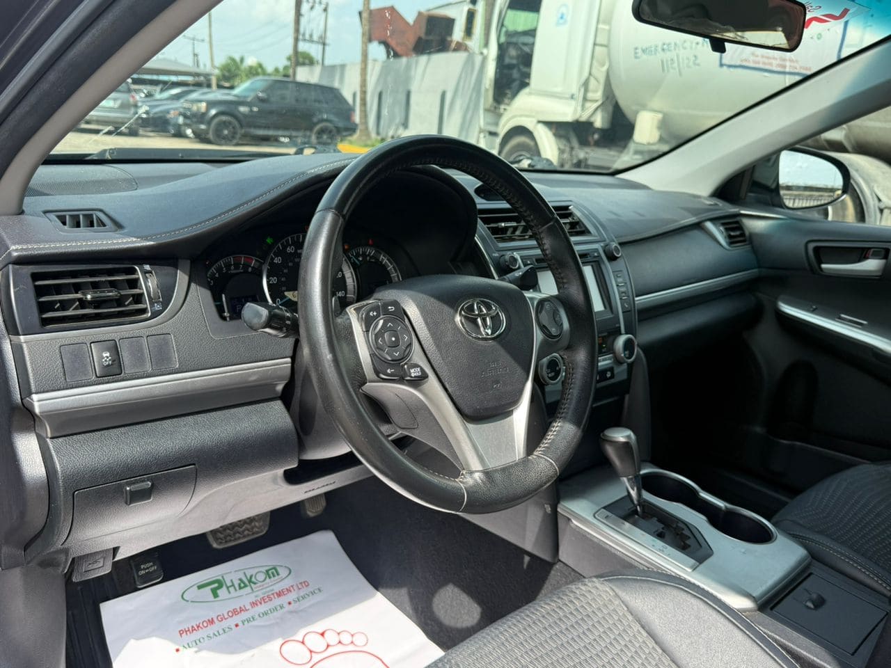 2014 Toyota Camry SE
