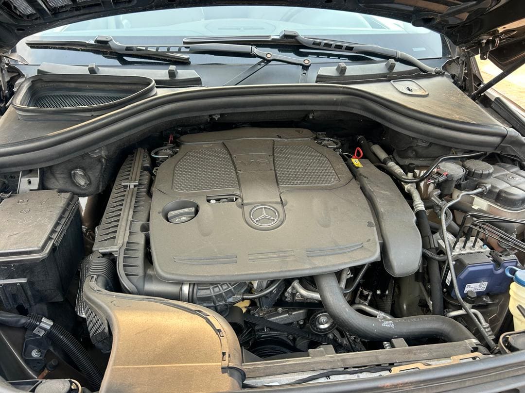 
								2015 Mercedes ML350 4matic full									