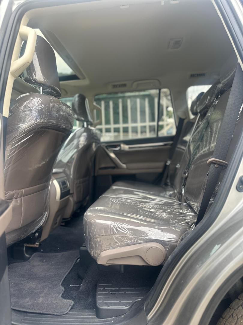 
								2021 Lexus Gx460 full									