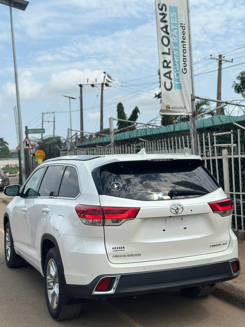 
								2018 Toyota Highlander LIMITED AWD full									