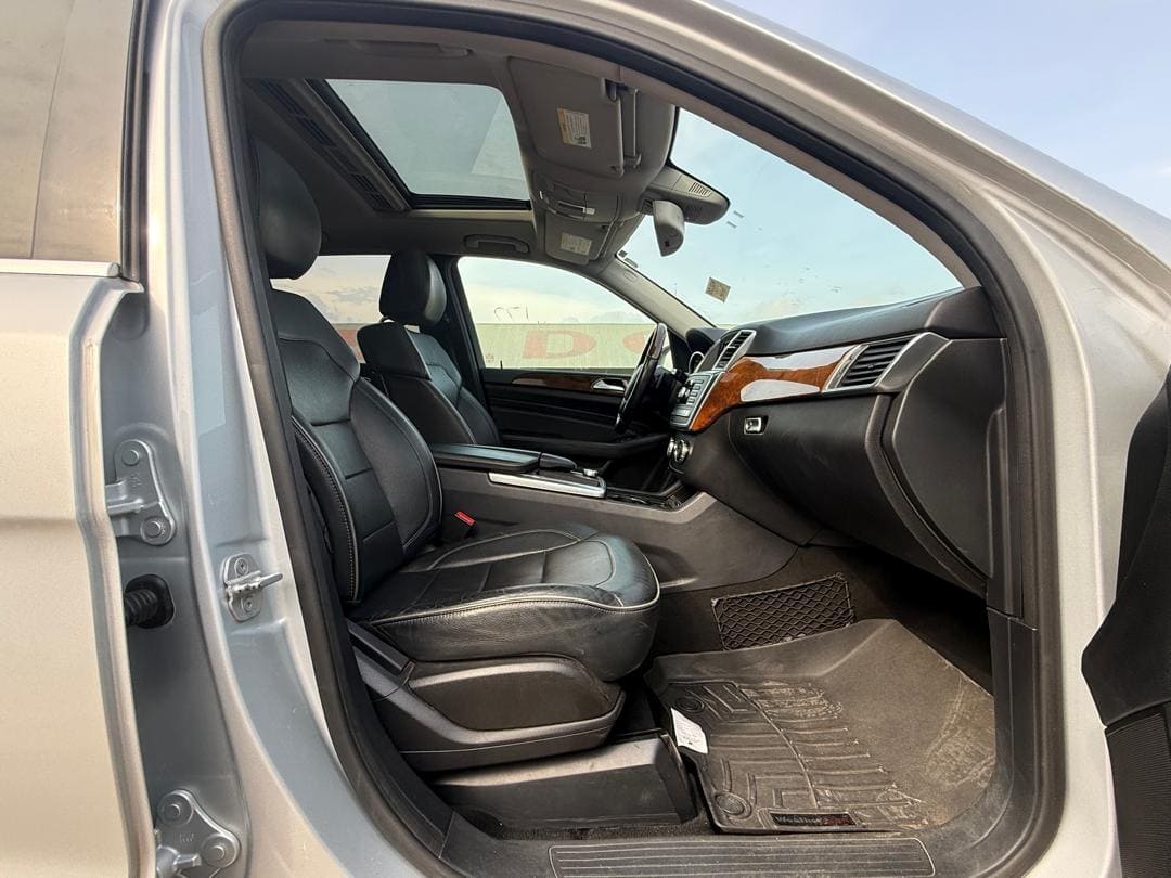 
								2012 Mercedes Benz ML350 4matic full									