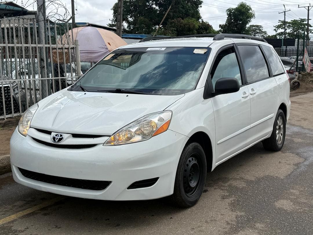 2008 Toyota Sienna LE