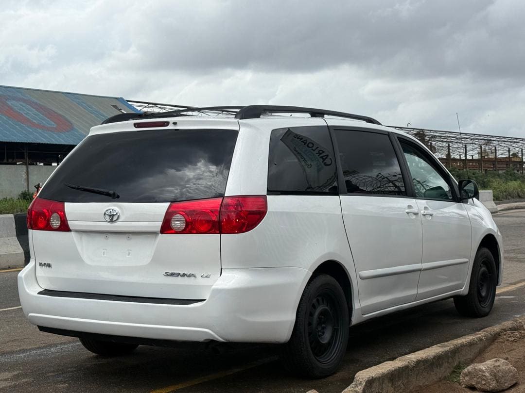 2008 Toyota Sienna LE