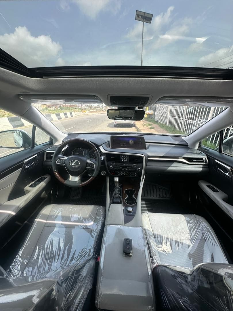 
								2019 Lexus Rx350 full									