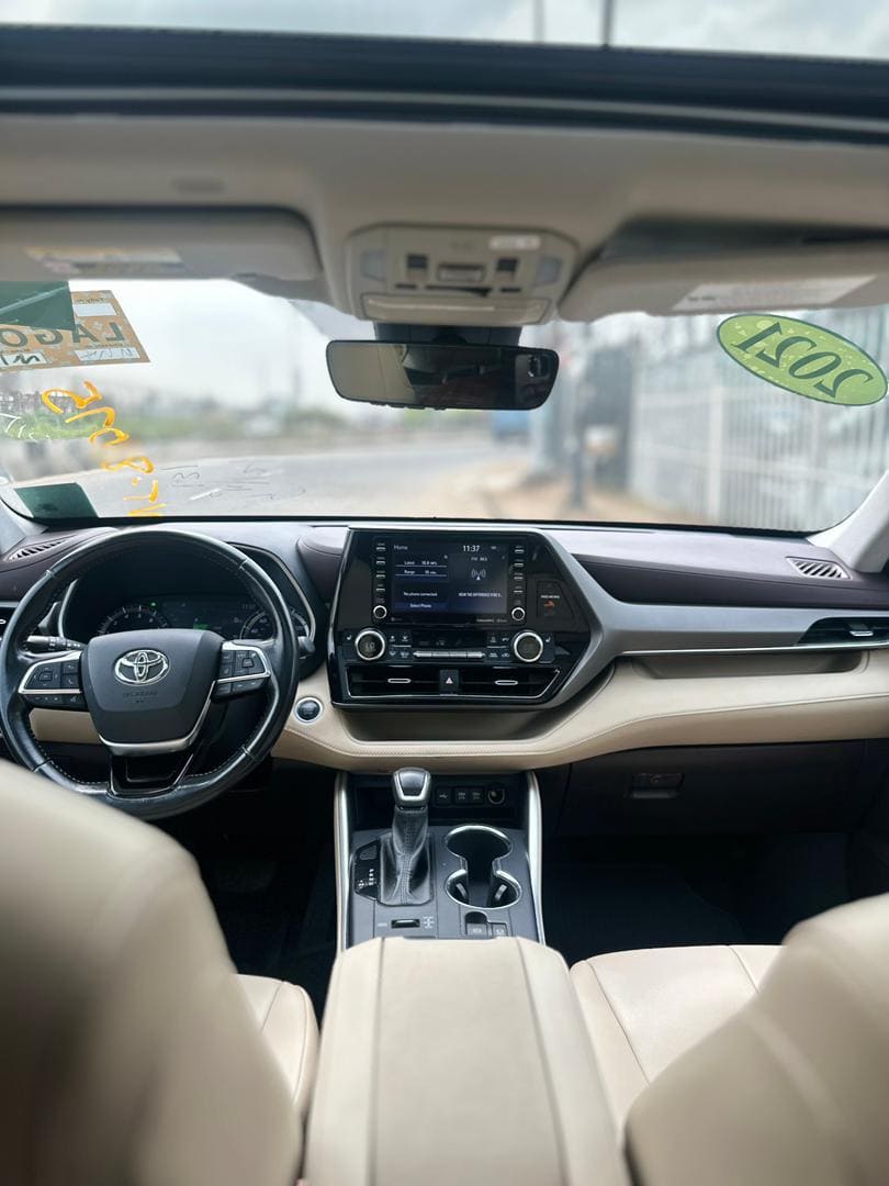 2021 Toyota Highlander XLE