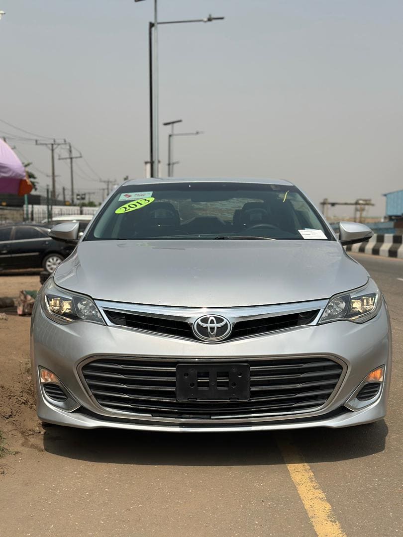 2013 Toyota Avalon XLE