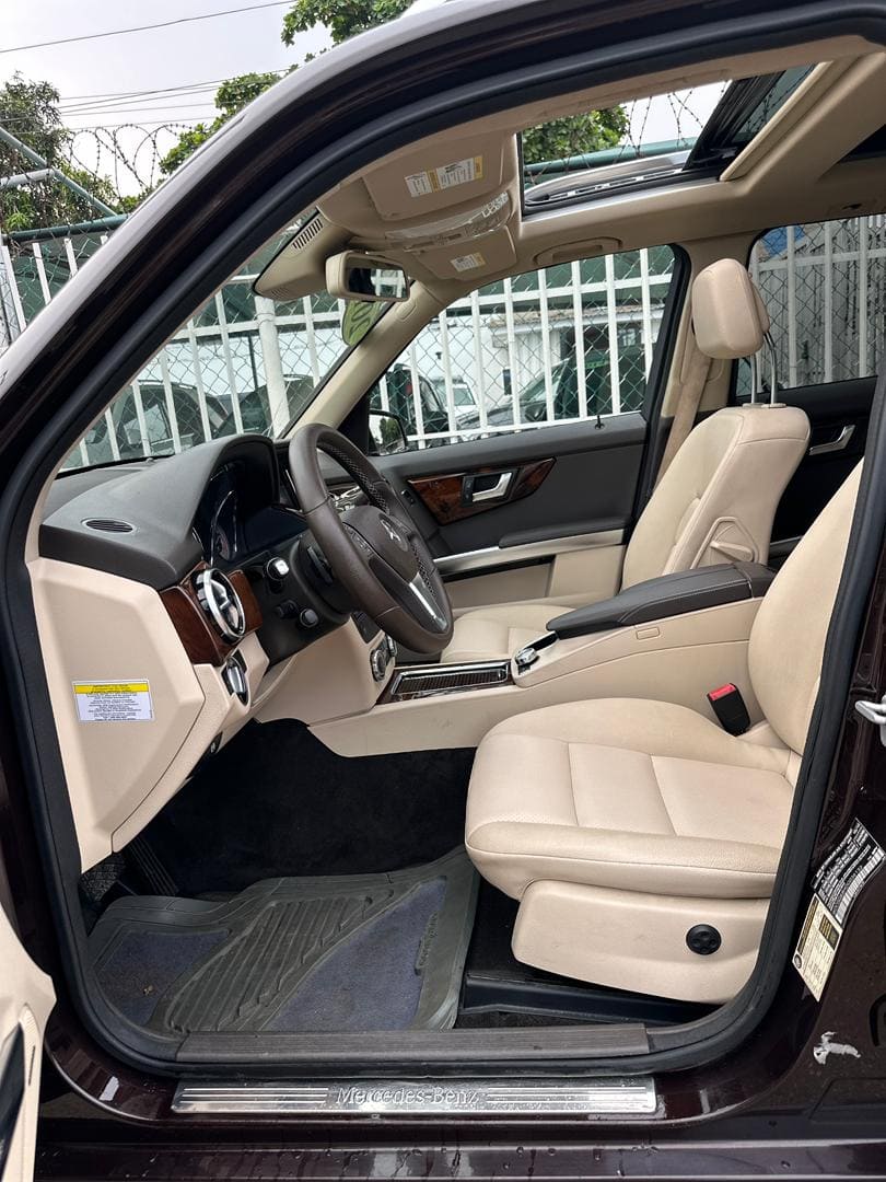 
								2013 Benz Glk350 4matic full									