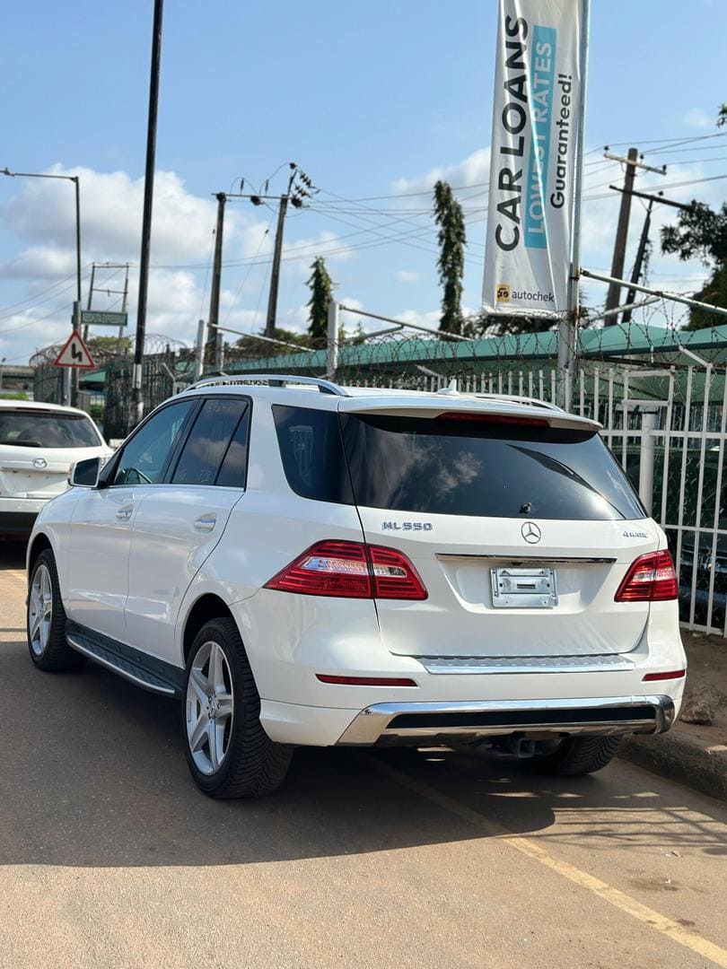 
								2014 Benz Ml550 4matic full									