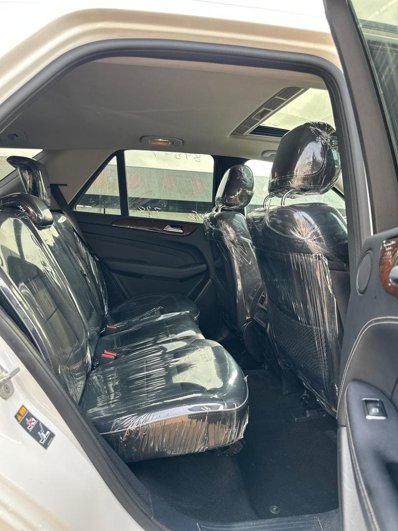
								2014 Benz Ml550 4matic full									