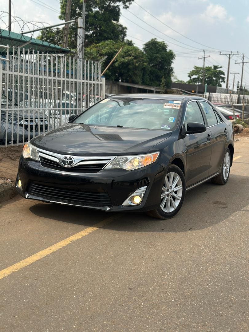 2013 Toyota Camry XLE us