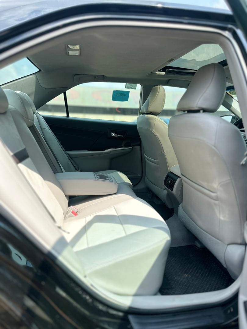 
								2013 Toyota Camry XLE us full									