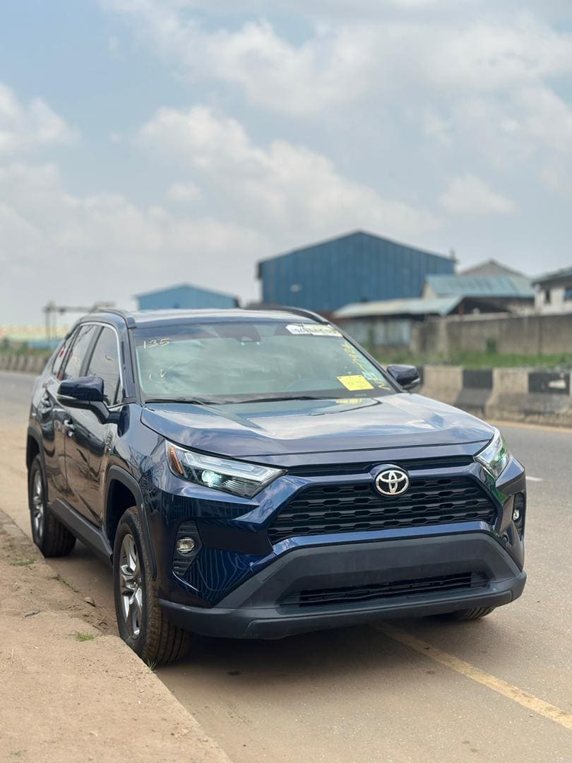 2024 Toyota RAV4 XLE AWD