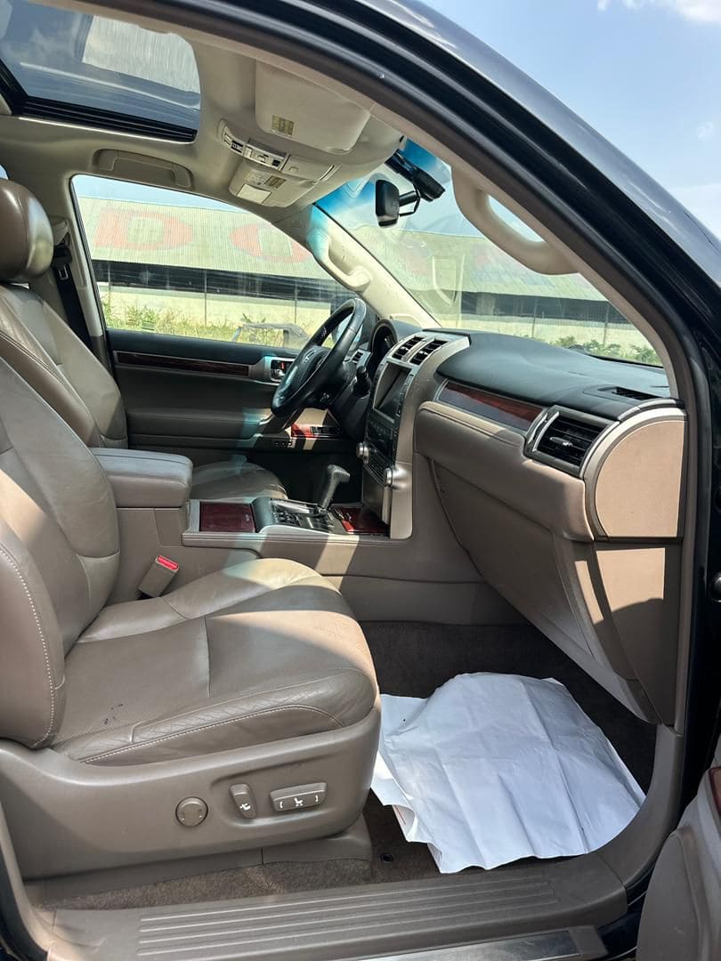 
								2011 Lexus GX460 full									