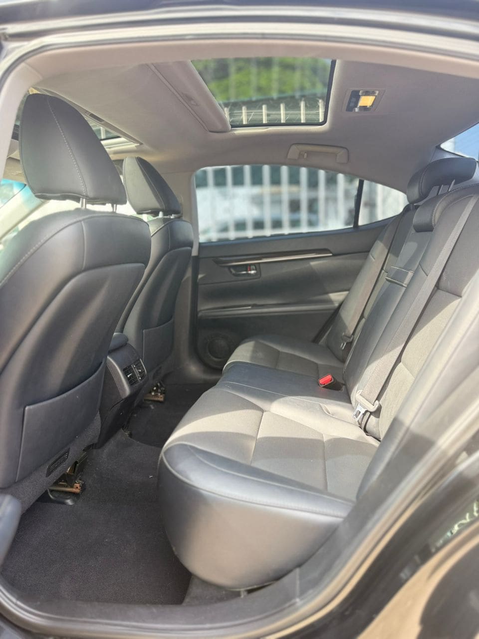 
								2018 Lexus Es350 full									