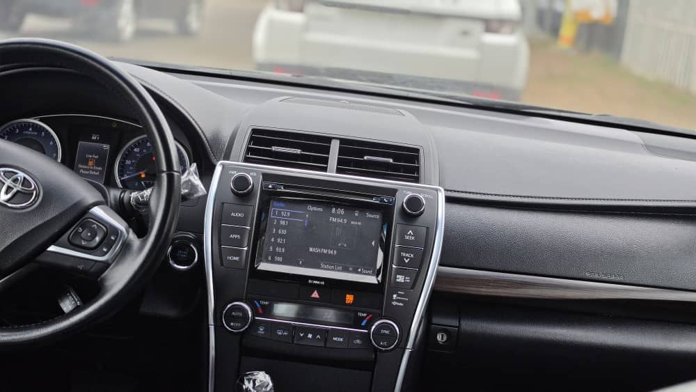 2016 Toyota Camry XLE V6 us