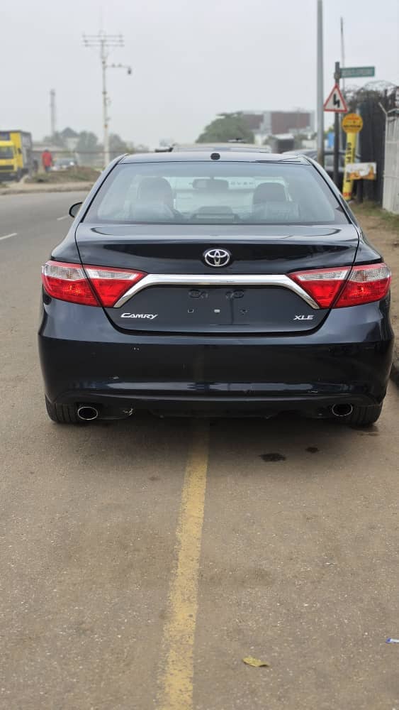 2016 Toyota Camry XLE V6 us