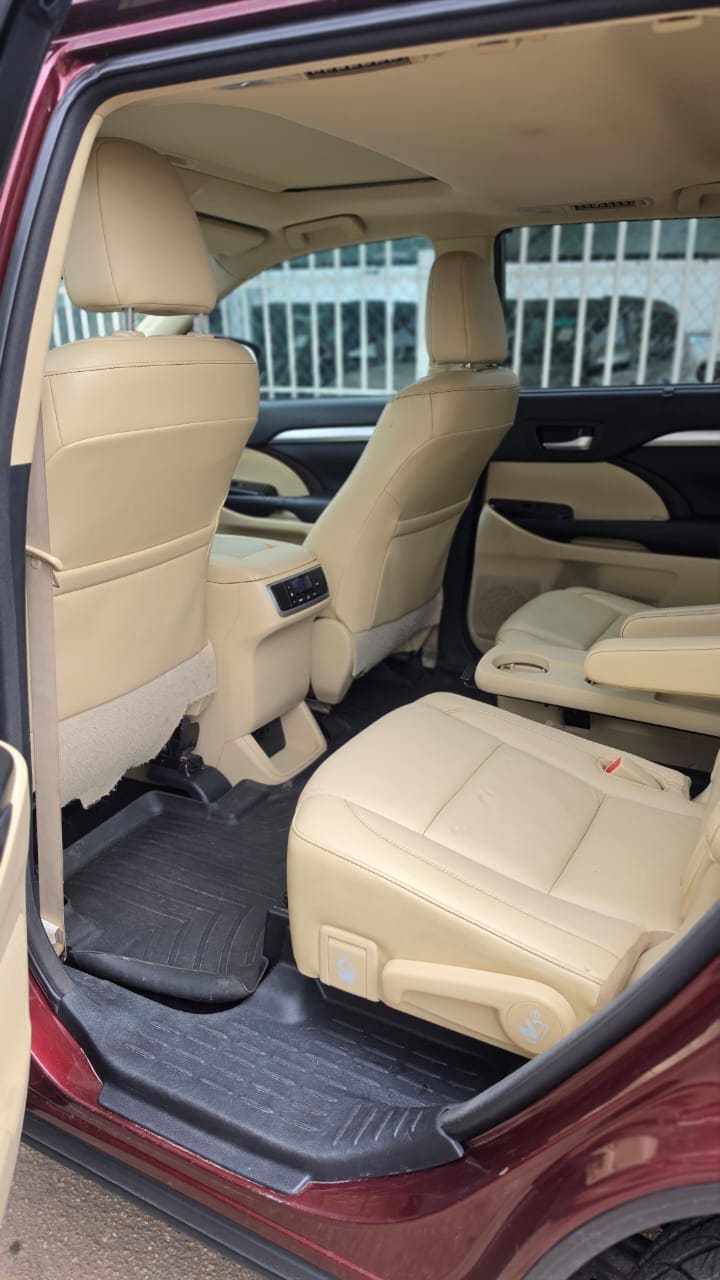 
								2015 highlander XLE full									