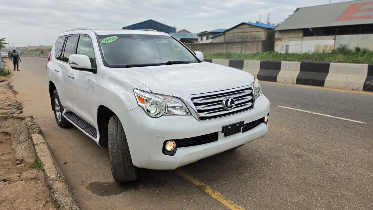 2011 Lexus GX460 White
