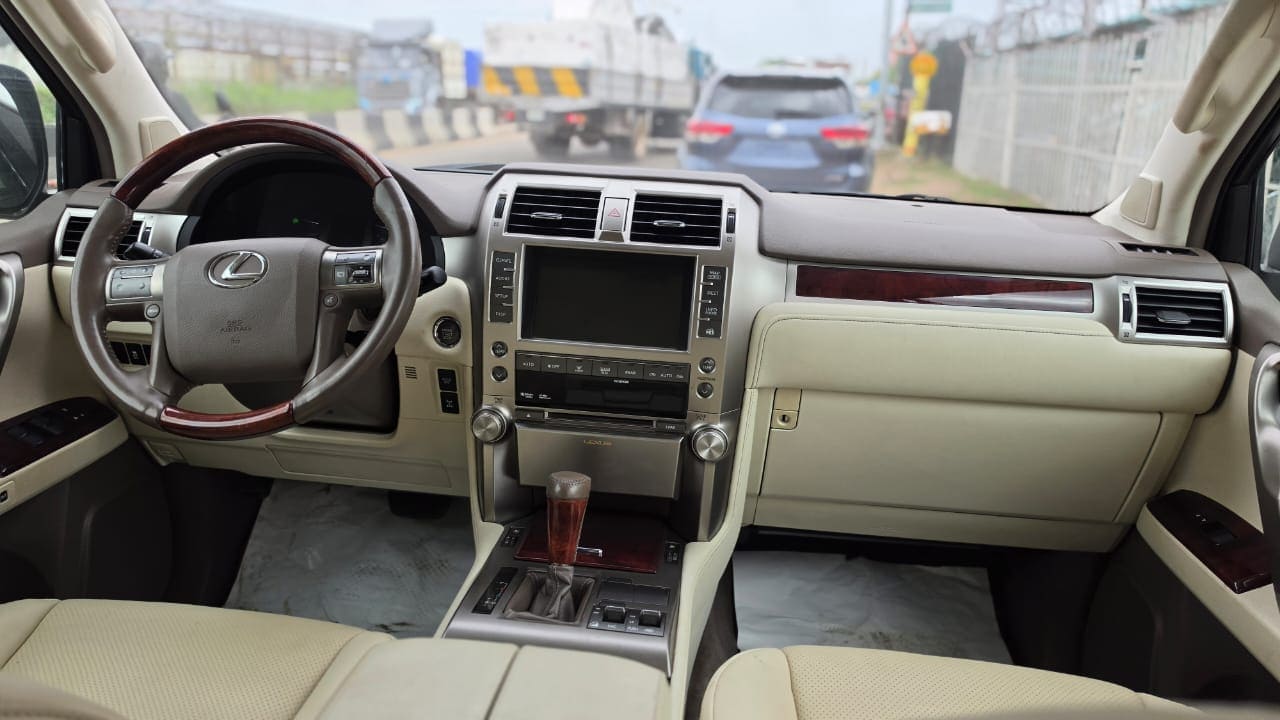 2011 Lexus GX460 White