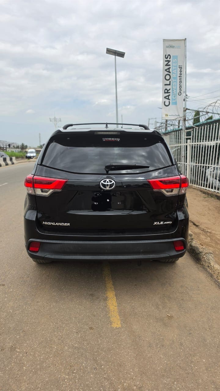 2018 Toyota Highlander XLE AWD US