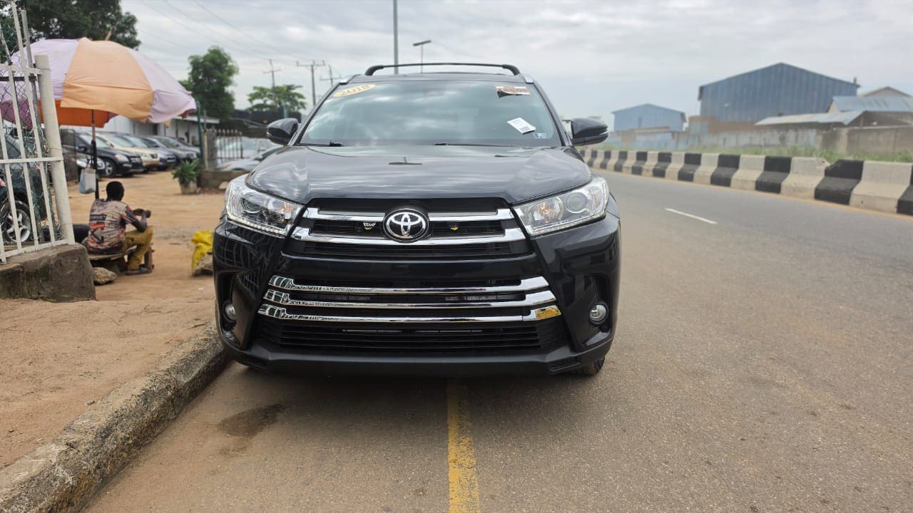 2018 Toyota Highlander XLE AWD US
