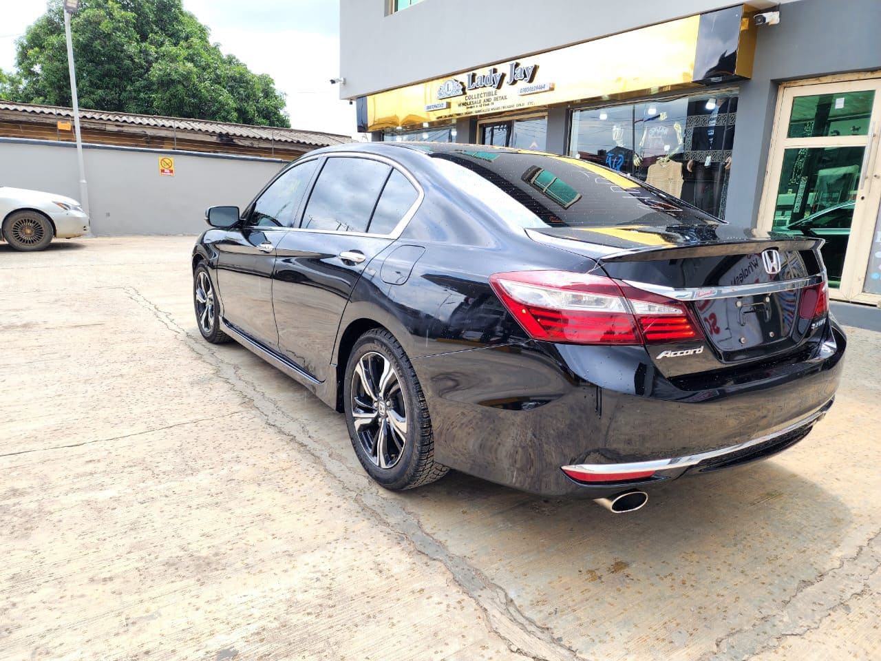 
								2017 Honda Accord Sport full									