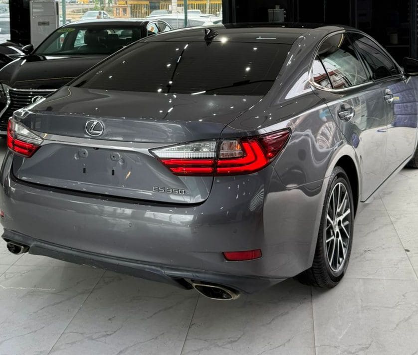 
								2016 Lexus ES350 full									
