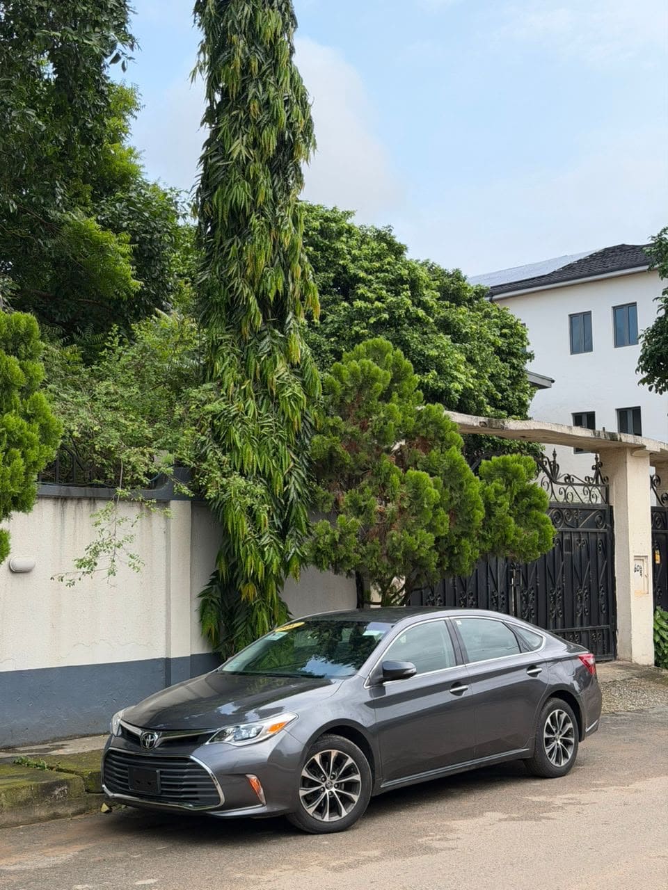 2017 Toyota Avalon XLE