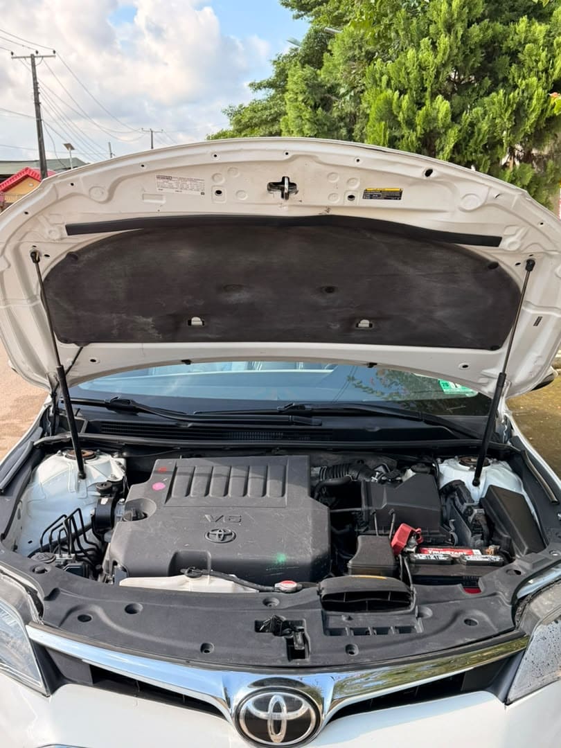 
								2016 Toyota Avalon Limited US full									