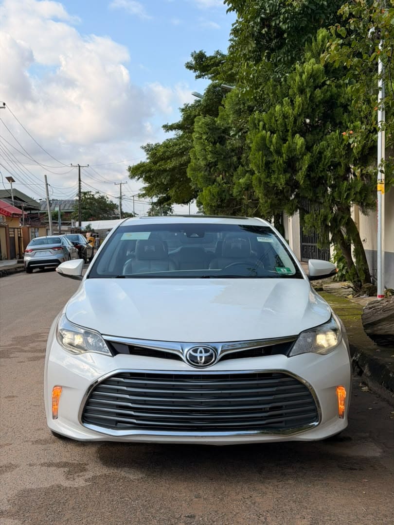2016 Toyota Avalon Limited US
