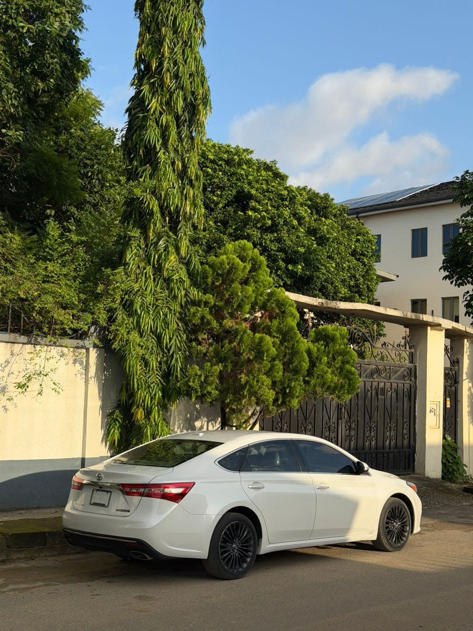 
								2016 Toyota Avalon Touring Edition US full									