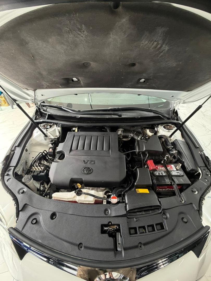 
								2016 Toyota Avalon Limited US full									