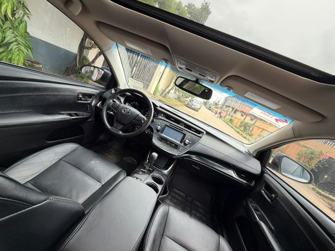 2016 Toyota Avalon Limited US