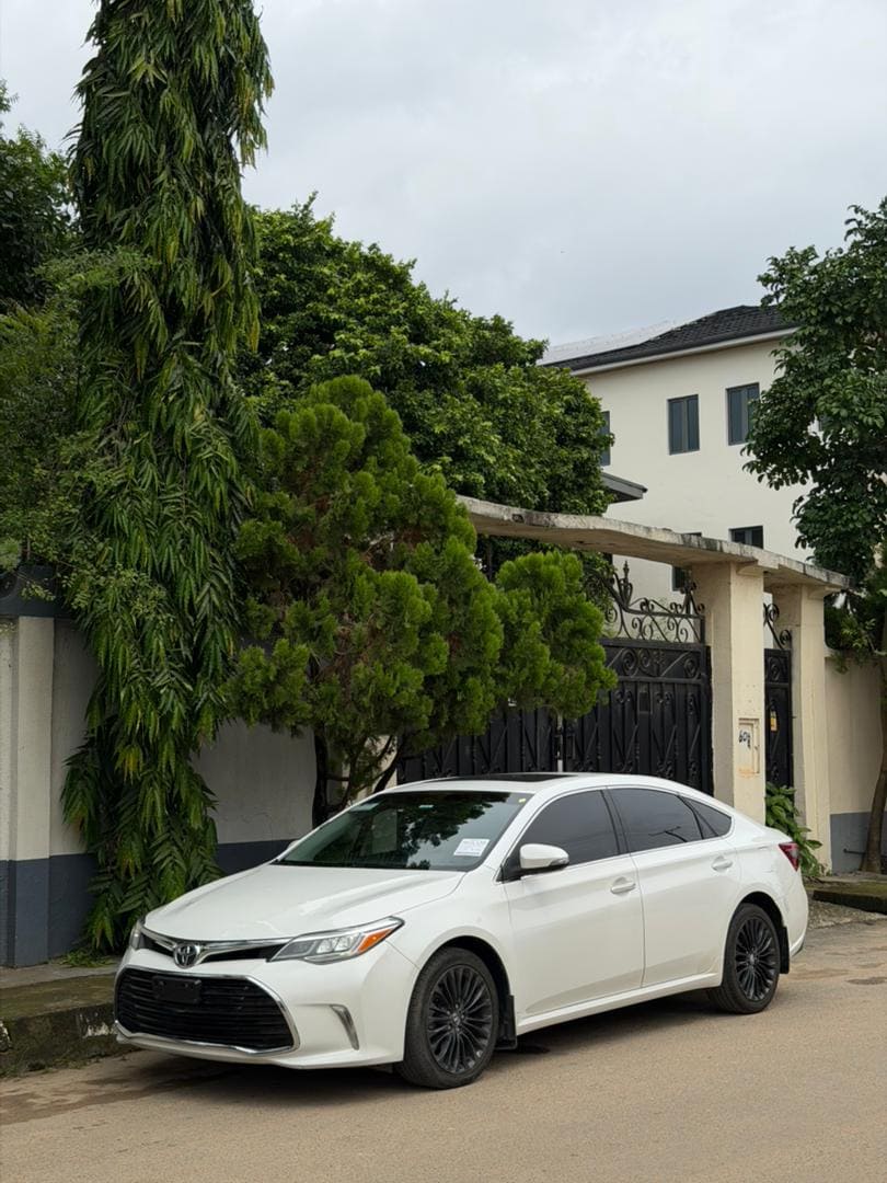 2016 Toyota Avalon Limited US