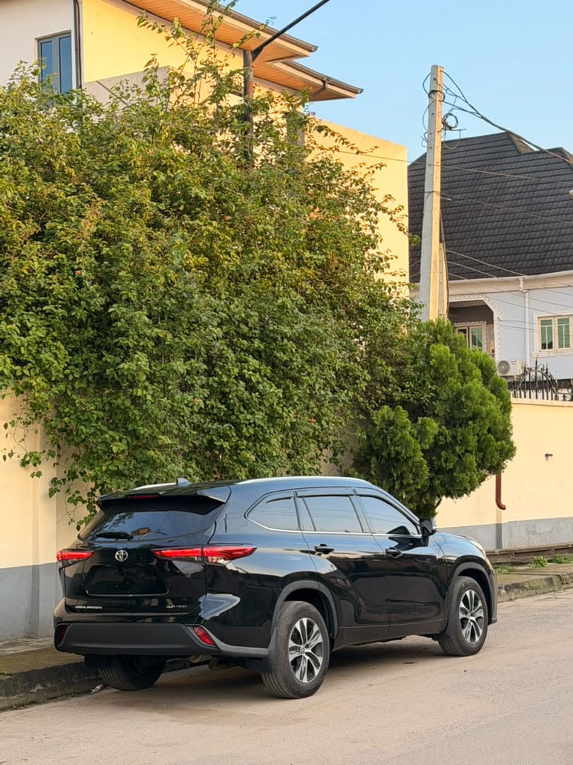 Foreign Used US 2021 Toyota Highlander XLE