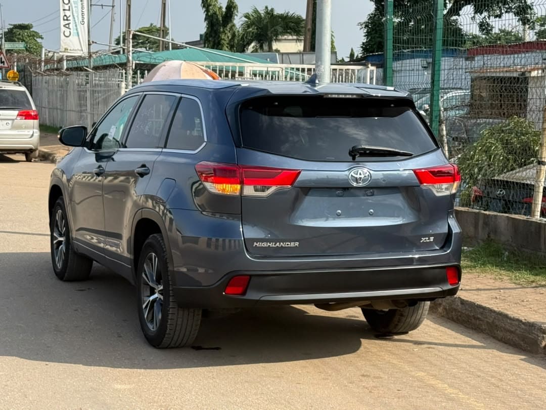 Foreign Used US 2016 Toyota Highlander XLE AWD