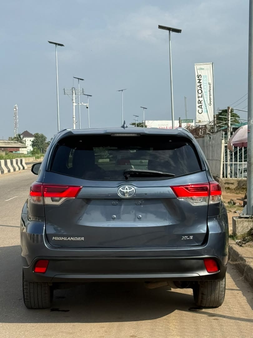 Foreign Used US 2016 Toyota Highlander XLE AWD