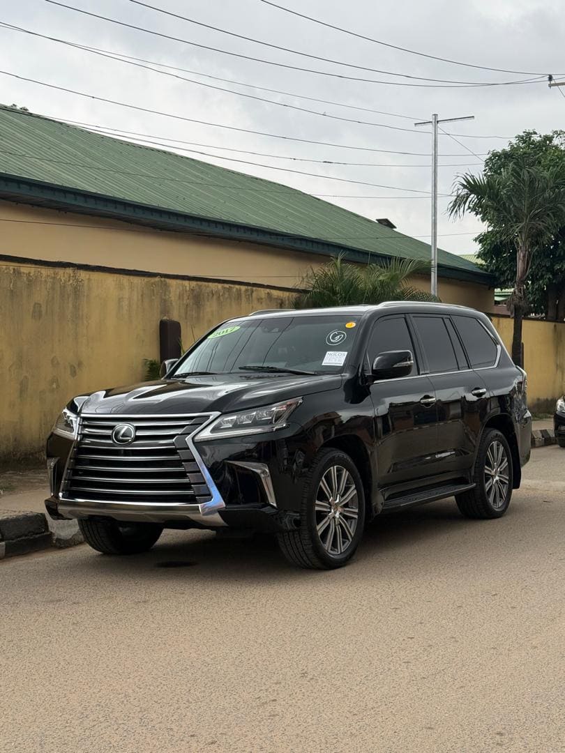 2017 Lexus LX570 AWD Premium
