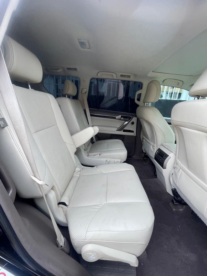 
								2017 Lexus GX460 Premium full									