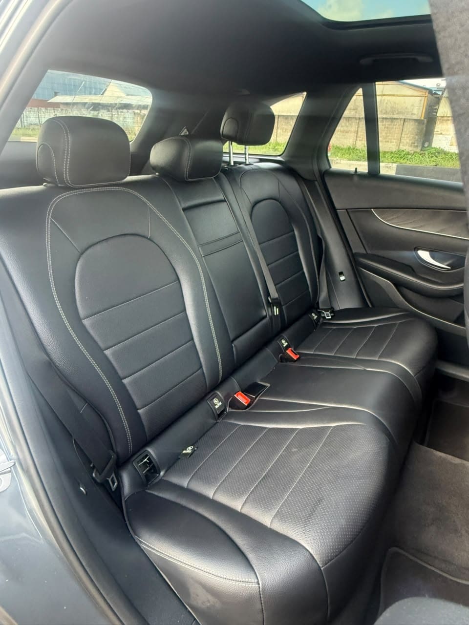 
								2018 Mercedes Benz GLC 300 4Matic full									