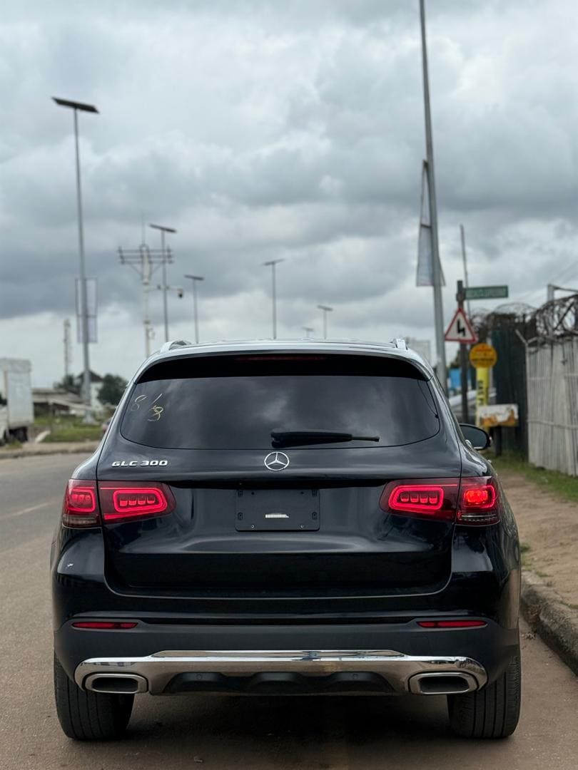 2020 Mercedes Benz GLC300
