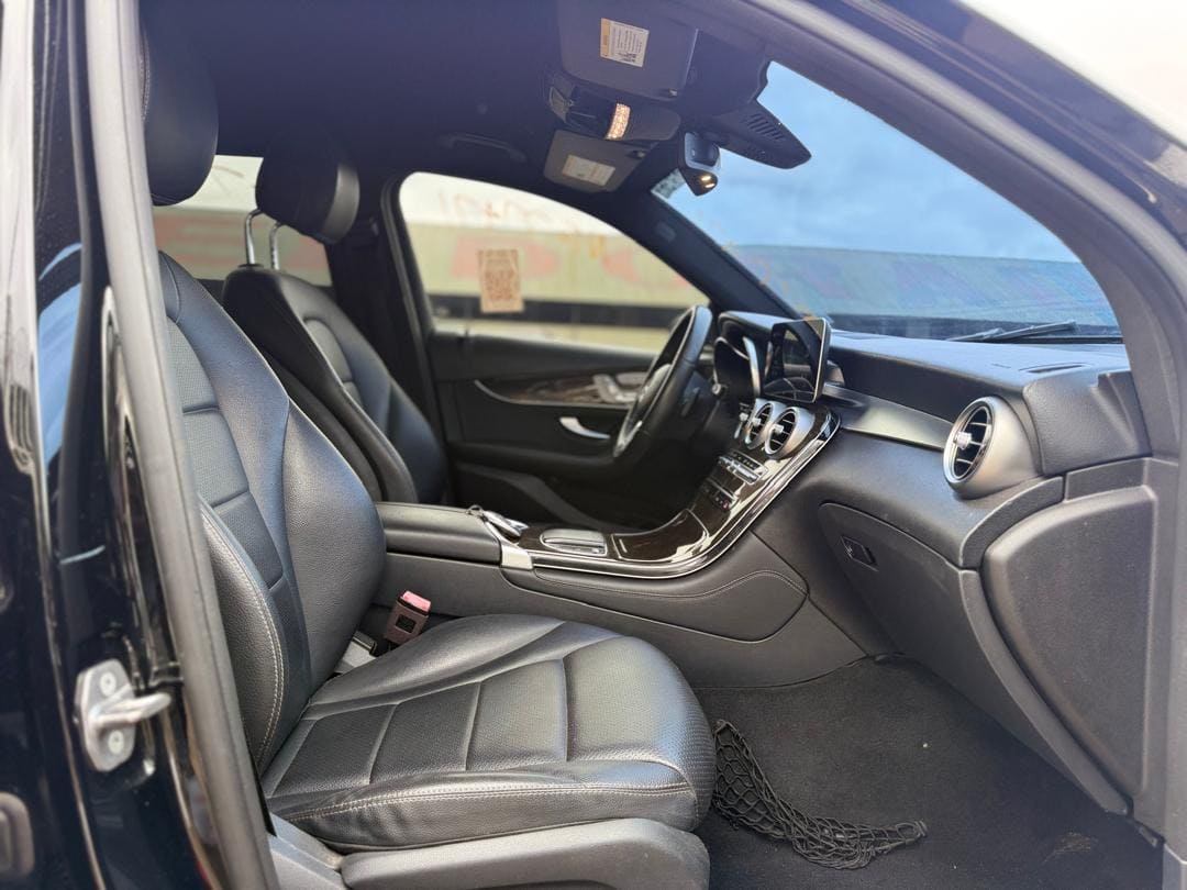 2020 Mercedes Benz GLC300