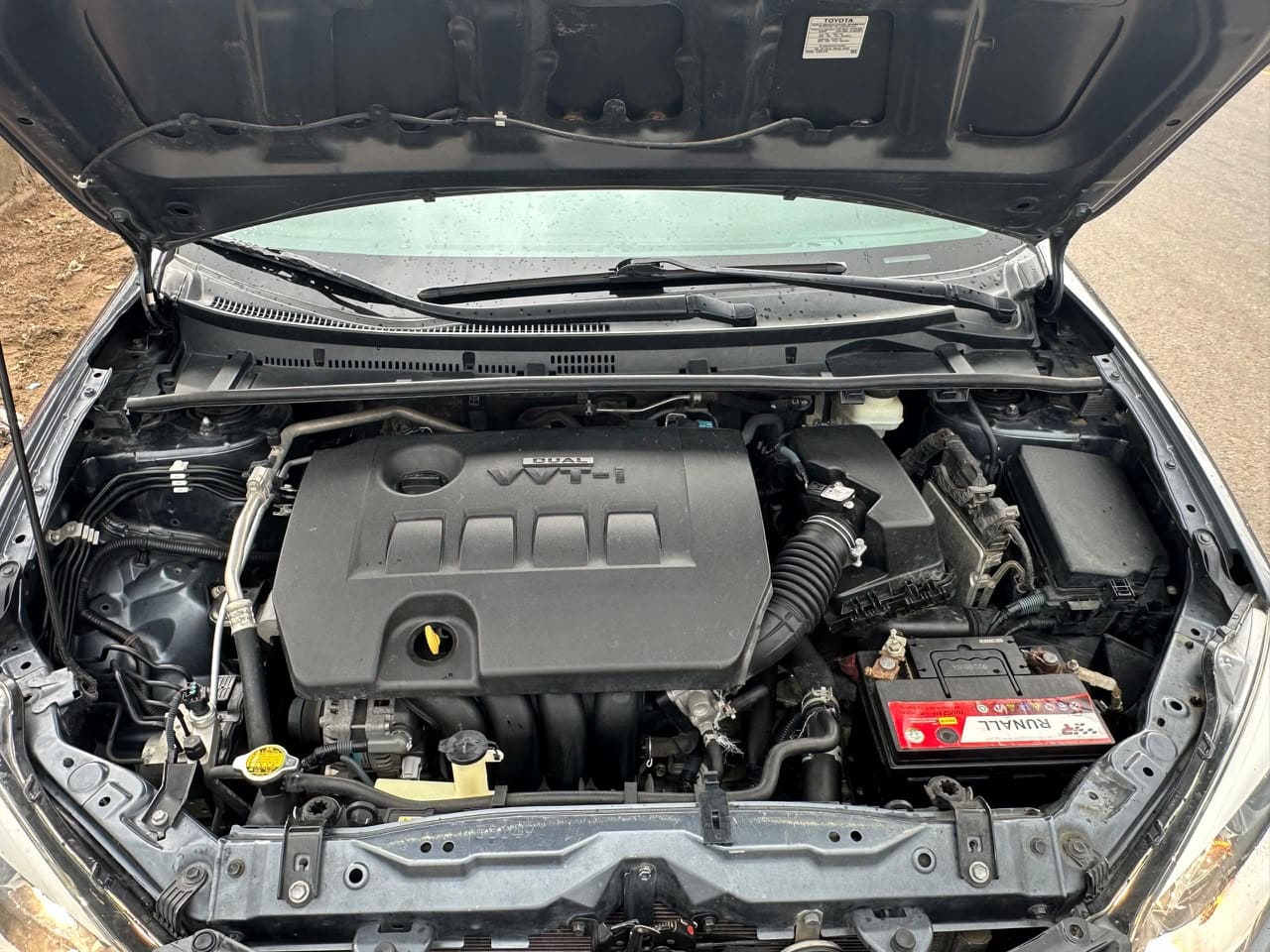 
								2016 Toyota Corolla LE full									