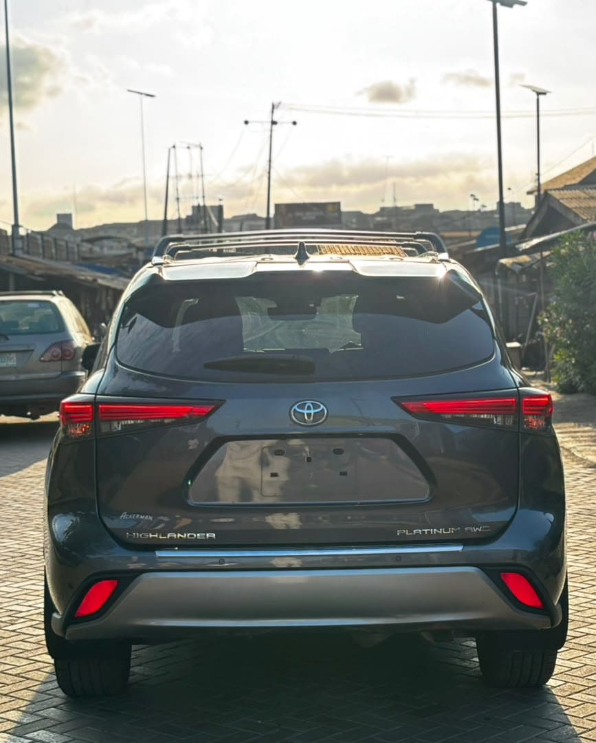 2022 Toyota Highlander Platinum AWD