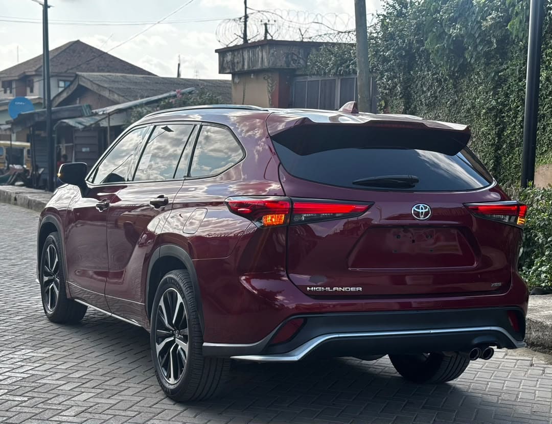 2021 Toyota Highlander XSE