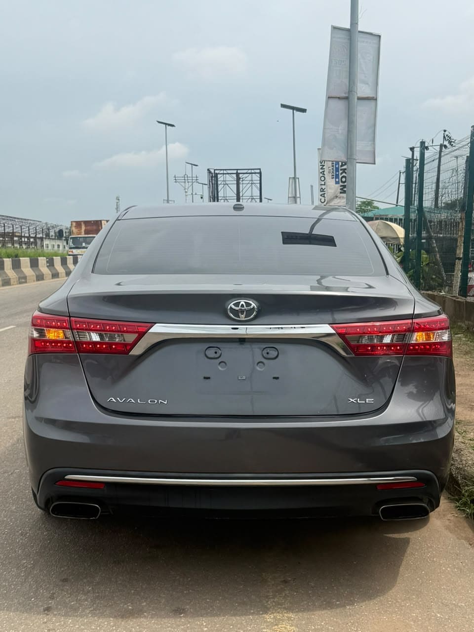 2016 Toyota Avalon XLE