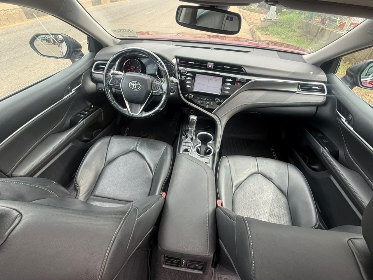 US 2018 Toyota Camry XSE